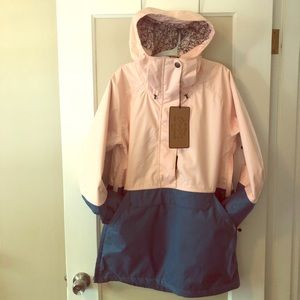 NWT Saga rouge pullover jacket- snow outerwear